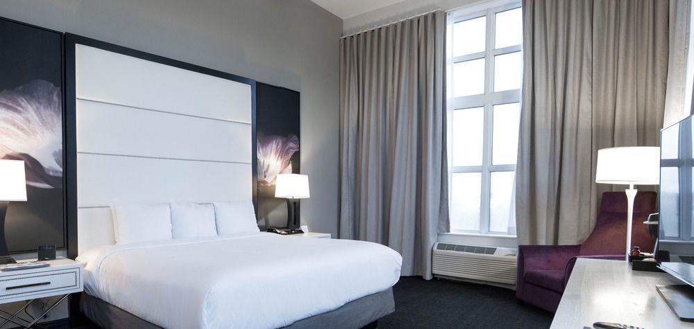 Tryp By Wyndham Savannah Exterior foto